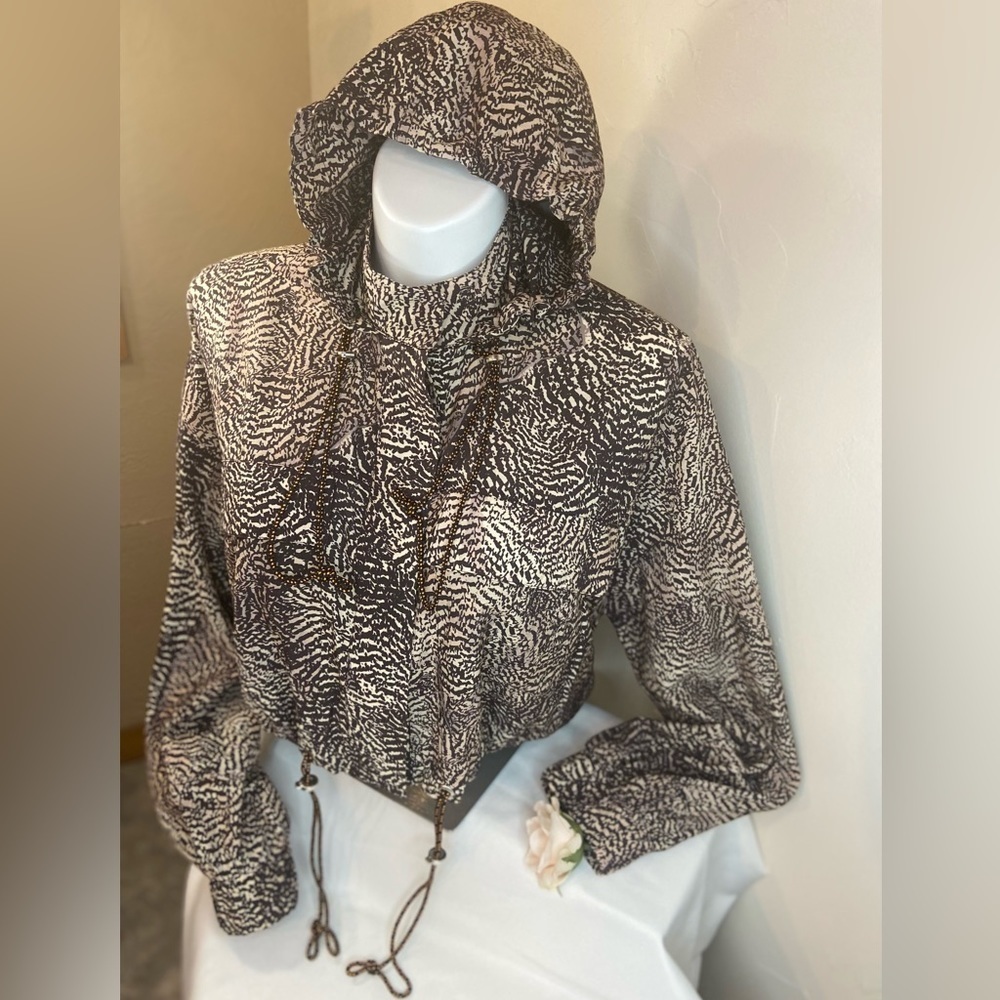 H & M~Cropped High Low Abstract Hooded Top/Jacket~Elastic Sleeves & Hem~Size S